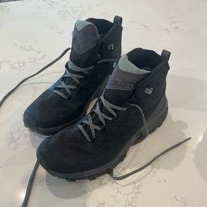 Salomon women’s hiking boots